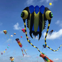 Load image into Gallery viewer, large 32sqm nylon trilobite show kite
